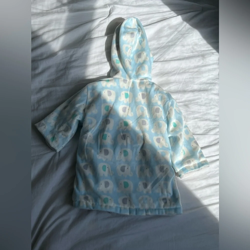 Zak and Zoey Baby Bath Robe | 0-9M - Picture 5 of 5